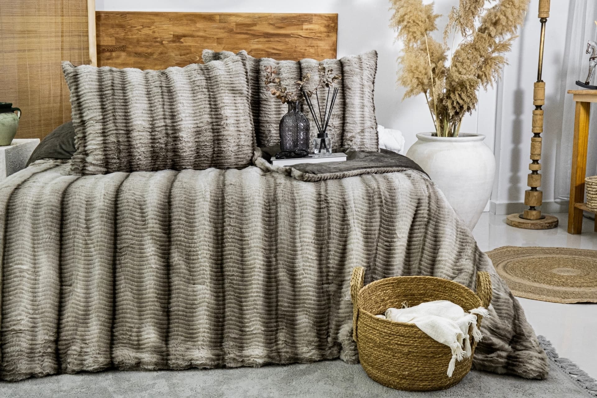 JENNY ÇİFT KİŞİLİK COMFORTER YATAK ÖRTÜSÜ SETİ, KREM